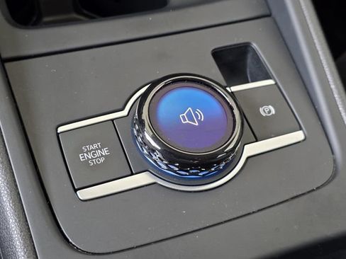 Used 2025 Volkswagen Tiguan S FWD image 23