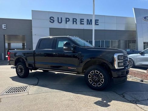 Used 2025 Ford F250 Platinum image 1