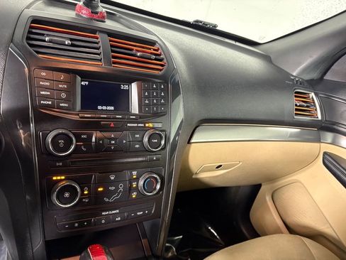 Used 2016 Ford Explorer 4WD image 18