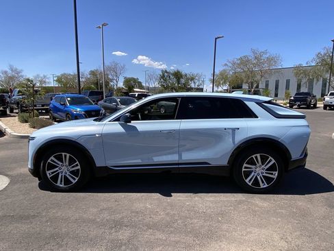 Used 2024 Cadillac Lyriq Tech RWD image 4