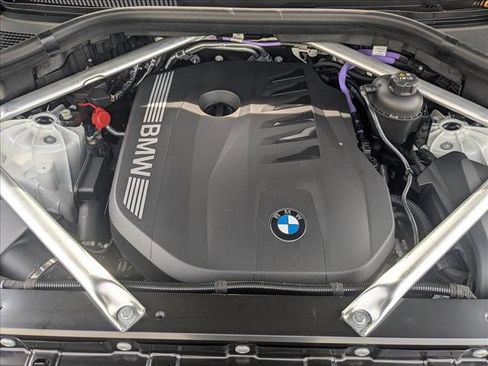 New 2026 BMW X5 xDrive40i w/ M Sport Package image 18