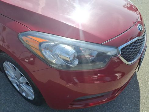 Used 2016 Kia Forte LX w/ LX Popular Plus Package image 3