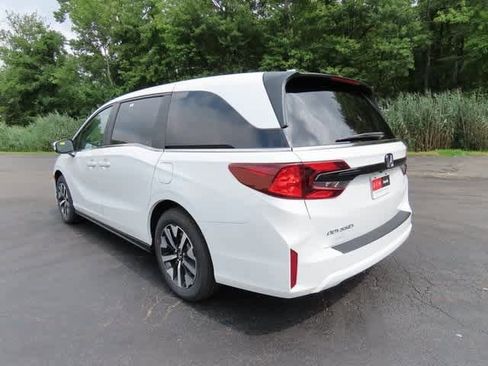 New 2026 Honda Odyssey EX-L image 4