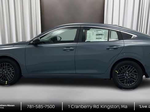 New 2026 Nissan Sentra SV w/ SV Convenience Package FWD image 8