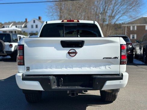 Used 2024 Nissan Frontier PRO-4X w/ Technology Package image 4