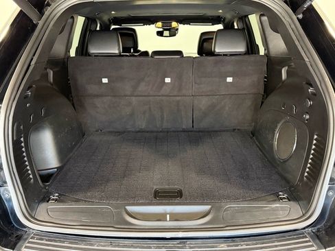 Used 2021 Jeep Grand Cherokee Laredo X image 15