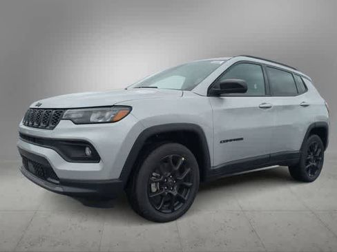 New 2026 Jeep Compass Latitude image 4