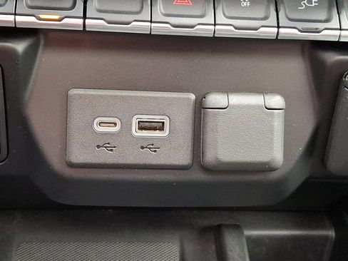 Used 2019 GMC Sierra 1500 Denali w/ Denali Ultimate Package image 27