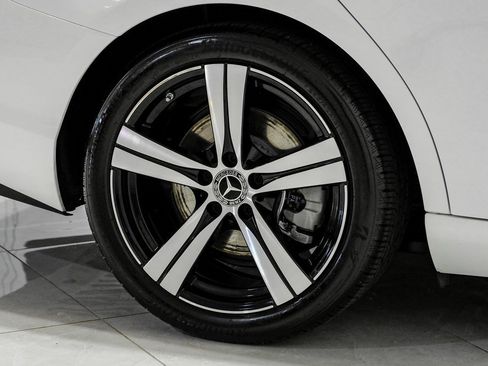 Used 2022 Mercedes-Benz C 300 Sedan image 46