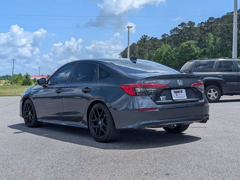 Used 2024 Honda Civic Sport image 3