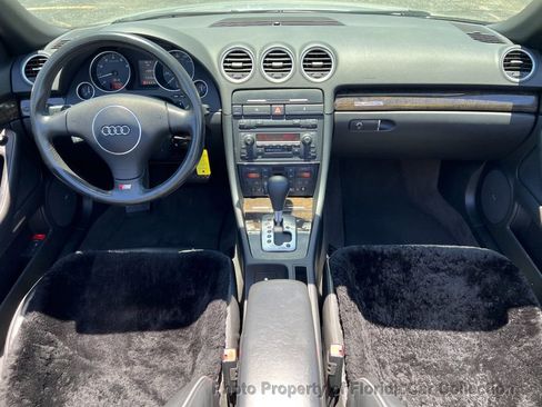 Used 2004 Audi S4 Cabriolet AWD/4WD image 38