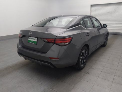 Used 2025 Nissan Sentra SV FWD image 9