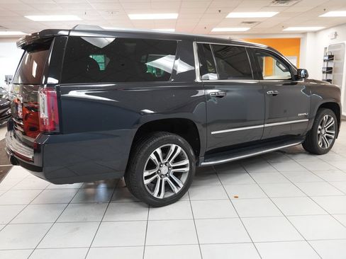 Used 2020 GMC Yukon XL Denali w/ Open Road Package AWD/4WD image 16