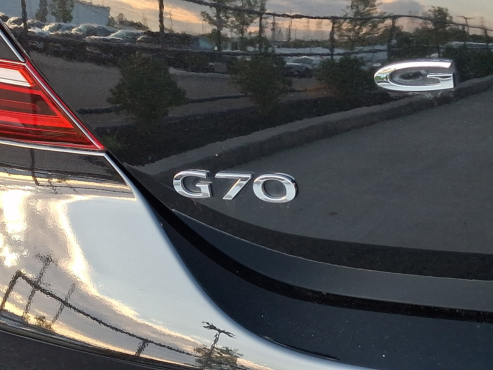 Certified 2023 Genesis G70 2.0T w/ Sport Prestige Package AWD/4WD image 32