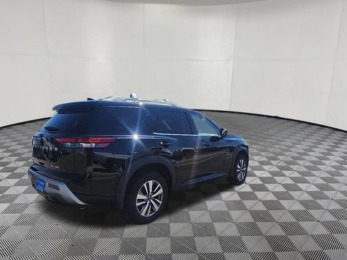 Used 2025 Nissan Pathfinder SL w/ Cargo Package AWD/4WD image 5
