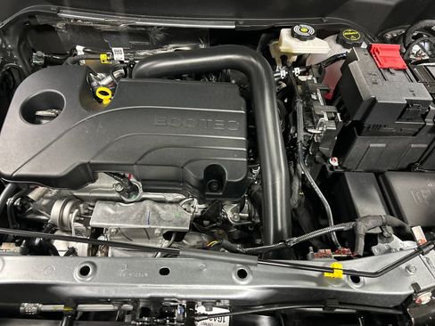 New 2026 GMC Terrain AT4 w/ LPO, Floor Liner Package AWD/4WD image 24