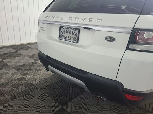 Used 2016 Land Rover Range Rover Sport HSE image 19