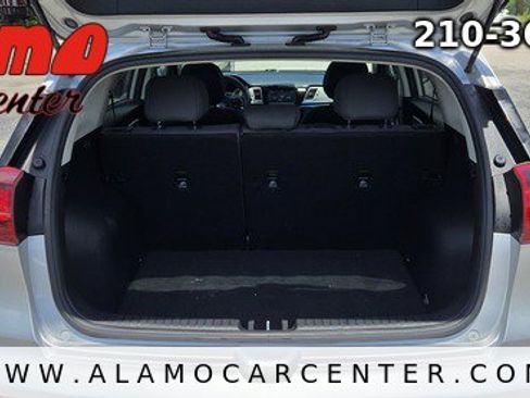 Used 2019 Kia Niro FE FWD image 23