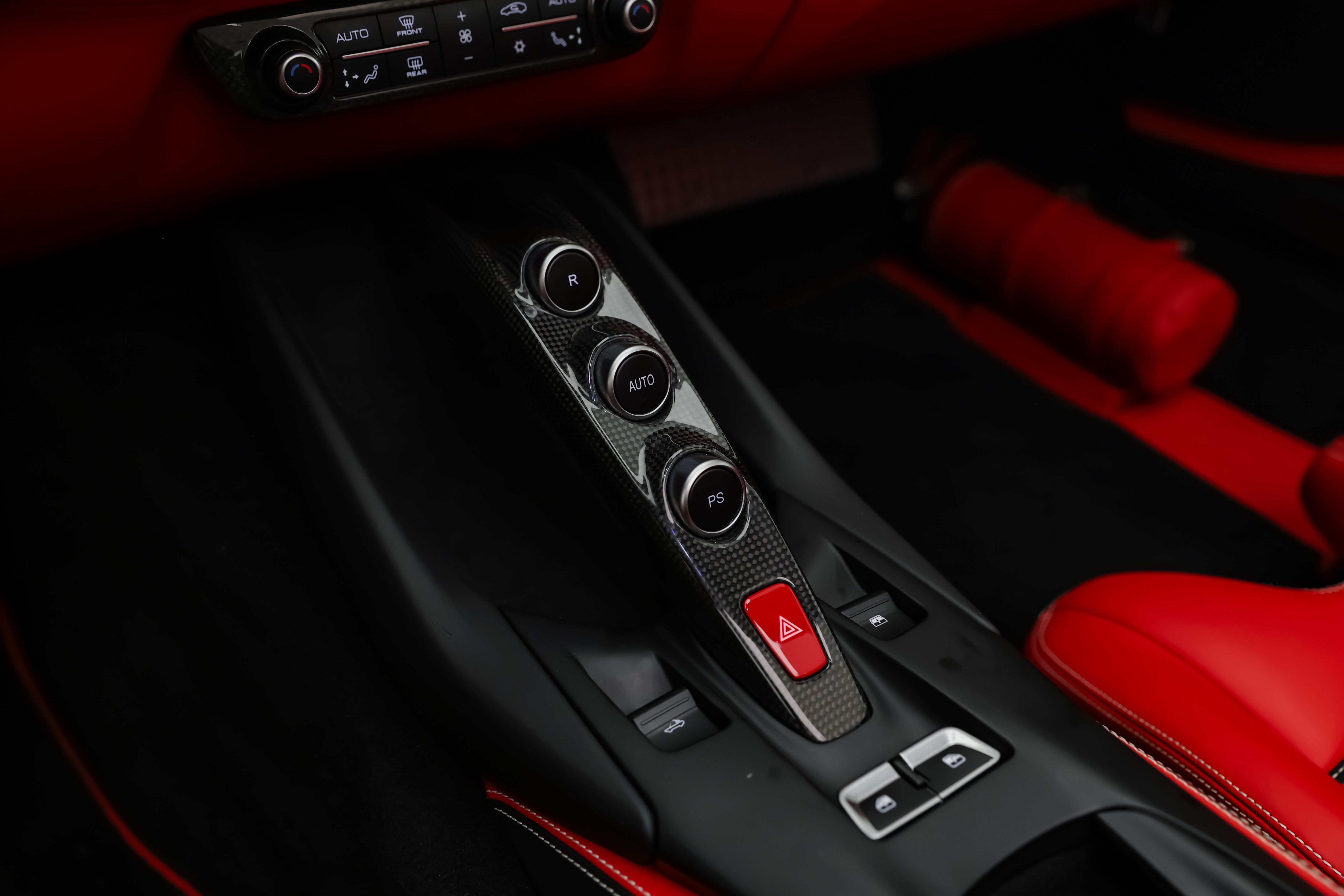 Used 2021 Ferrari 812 GTS RWD image 23