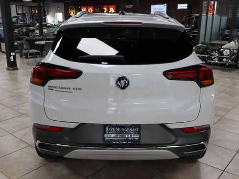 Used 2023 Buick Encore GX Essence w/ Experience Buick Package AWD/4WD image 4