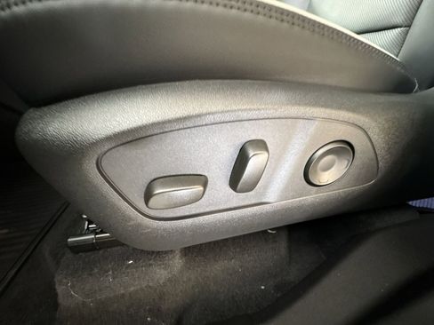 New 2026 GMC Acadia Denali w/ Super Cruise Package image 14