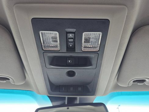 Used 2018 RAM 1500 Laramie AWD/4WD image 22