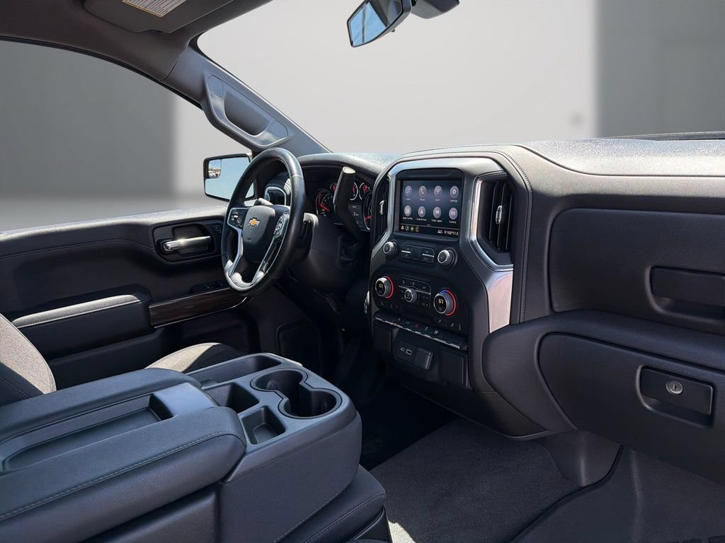 Certified 2021 Chevrolet Silverado 1500 LT AWD/4WD image 12