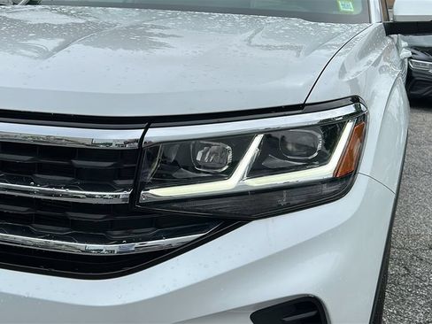 Used 2023 Volkswagen Atlas SEL AWD/4WD image 6
