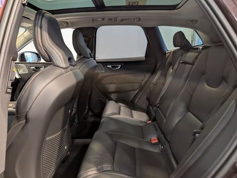 New 2026 Volvo XC60 B5 Ultra w/ Protection Package Premier image 24