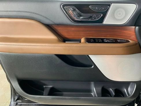 Used 2023 Lincoln Navigator Reserve w/ Equipment Group 201A AWD/4WD image 35