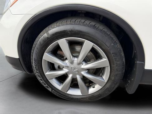 Used 2017 INFINITI QX50 AWD w/ Premium Plus Package image 30