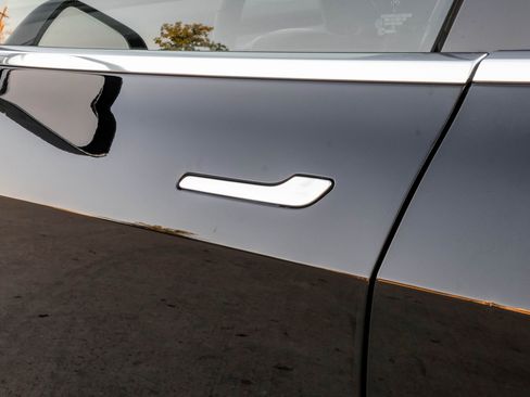 Used 2019 Tesla Model 3 Performance image 49