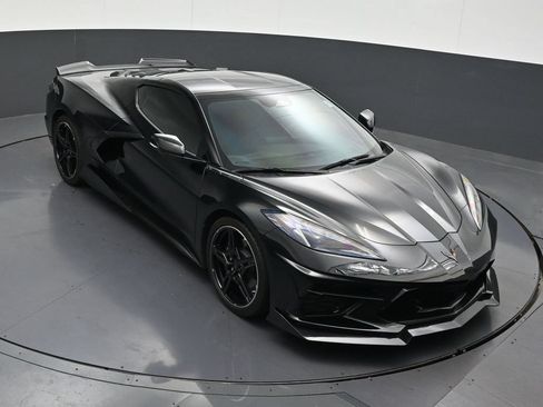 Used 2024 Chevrolet Corvette Stingray Coupe w/ 1LT RWD image 21