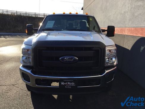 Used 2016 Ford F250 XL w/ Power Equipment Group image 4