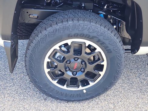 New 2026 Toyota Tacoma 4x4 Double Cab image 5