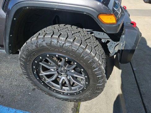 Used 2021 Jeep Wrangler Unlimited Rubicon image 4