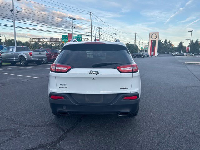Used 2015 Jeep Cherokee Latitude w/ Comfort/Convenience Group AWD/4WD image 6