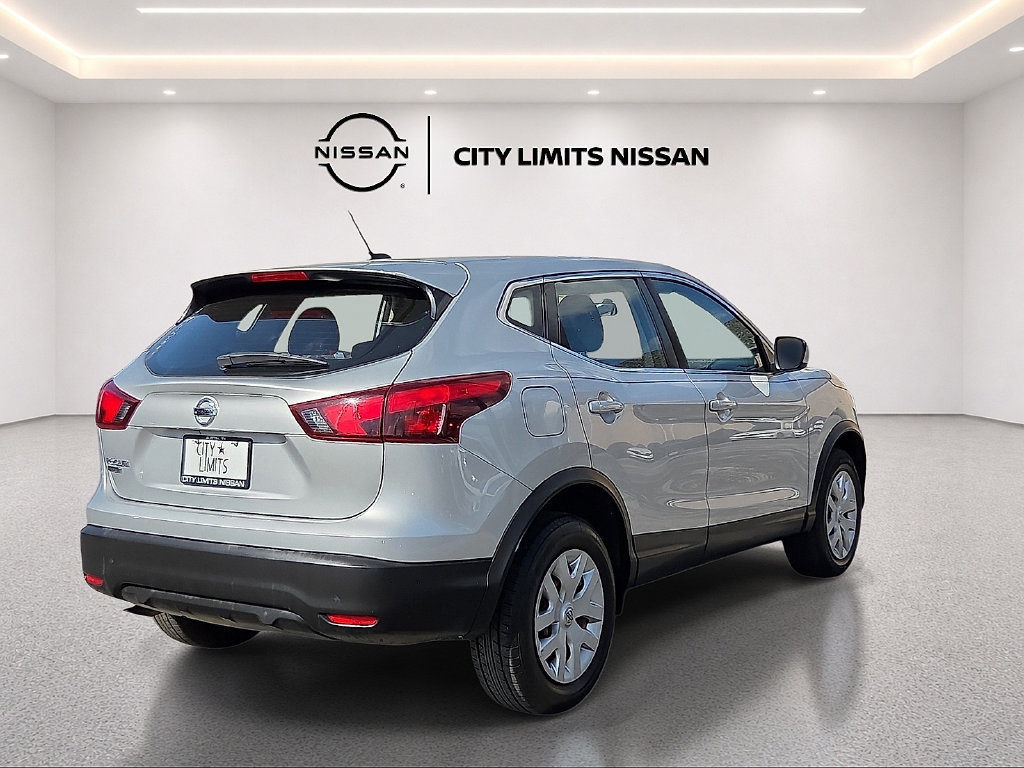 Used 2019 Nissan Rogue Sport S FWD image 5