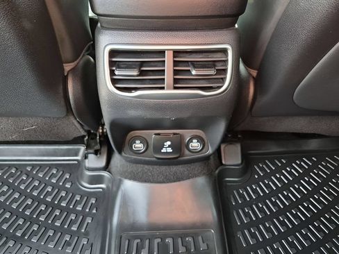 Used 2021 Hyundai Santa Fe Calligraphy AWD/4WD image 23