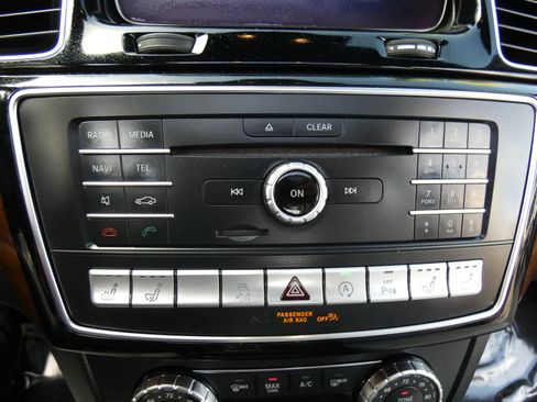 Used 2019 Mercedes-Benz GLS 550 4MATIC image 82