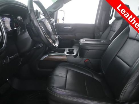 Used 2022 Chevrolet Silverado 2500 High Country w/ Z71 Off-Road Package AWD/4WD image 16