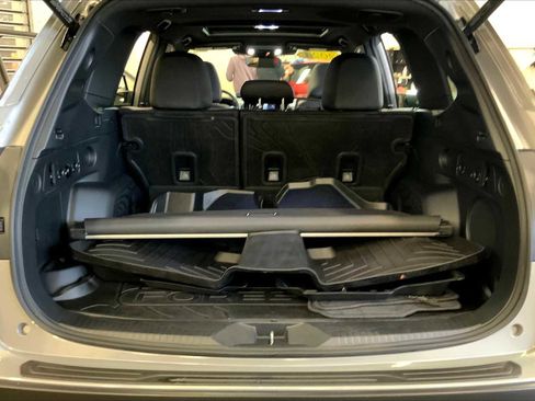 Certified 2025 Subaru Forester Limited image 34