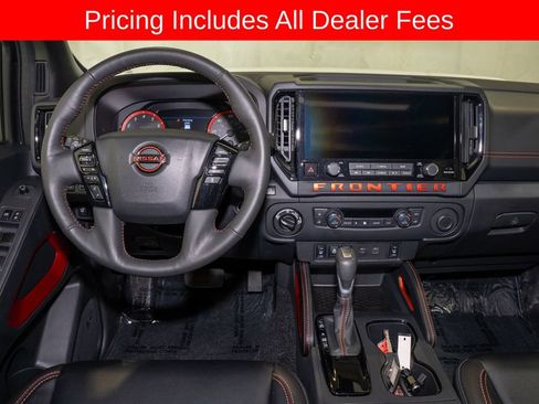 Certified 2025 Nissan Frontier PRO-4X w/ Pro Premium Package AWD/4WD image 6