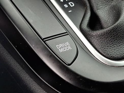 Used 2024 Kia Soul LX w/ Option Group 015 FWD image 23