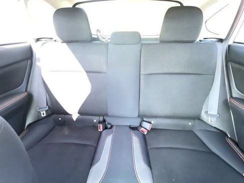 Used 2017 Subaru Crosstrek 2.0i Premium AWD/4WD image 15