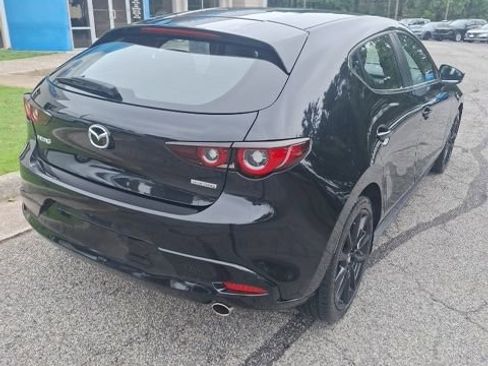 Used 2024 MAZDA MAZDA3 s FWD image 7