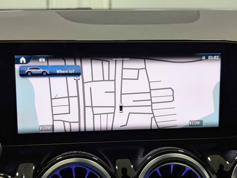 Certified 2025 Mercedes-Benz GLA 250 4MATIC image 25