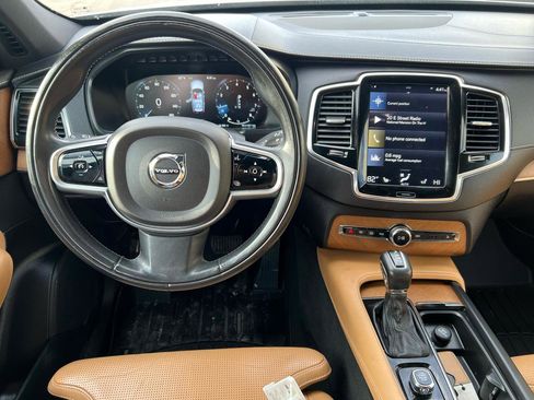 Used 2018 Volvo XC90 T6 Inscription w/ Convenience Package image 18