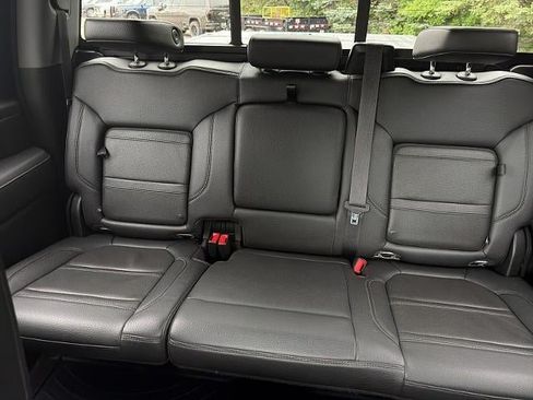 Used 2022 GMC Sierra 2500 Denali AWD/4WD image 32