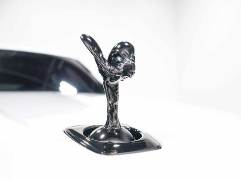 Used 2025 Rolls-Royce Cullinan Black Badge AWD/4WD image 7